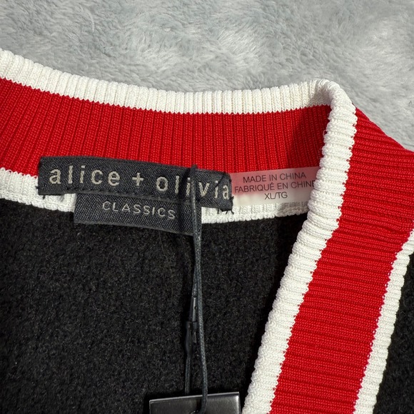 Alice + Olivia Women's Juana Tipped Stripe Crop‎ Cardigan Black/ Red Size XL NEW - Picture 5 of 14